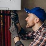 Why to hire a skilled plumber to solve plumbing isues